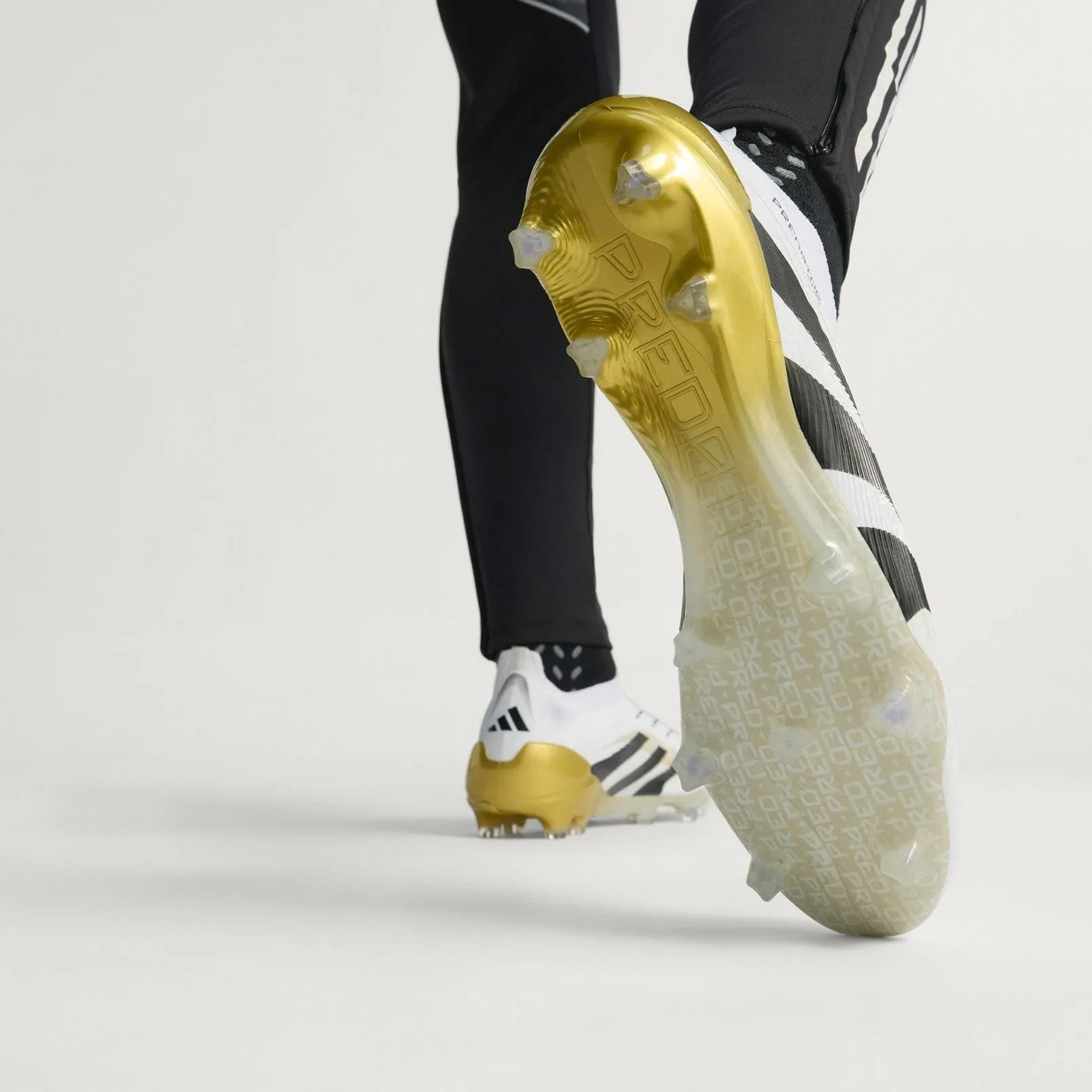 adidas Predator Elite Laceless FG