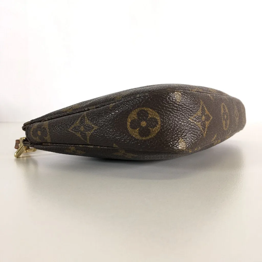 Louis Vuitton Vintage Pochette Accessories