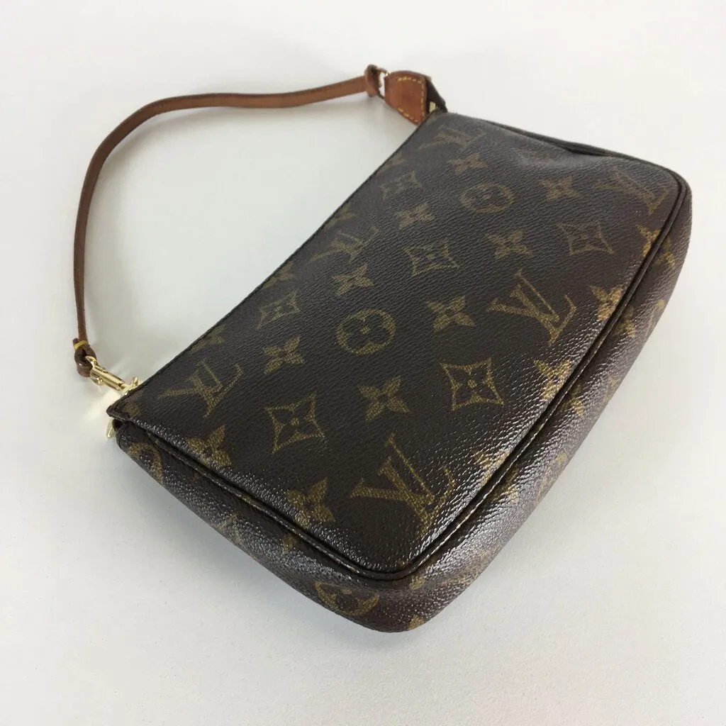 Louis Vuitton Vintage Pochette Accessories
